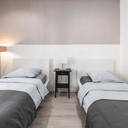 Modern - Monaco Border Beausoleil