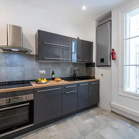 Modern - Monaco Border